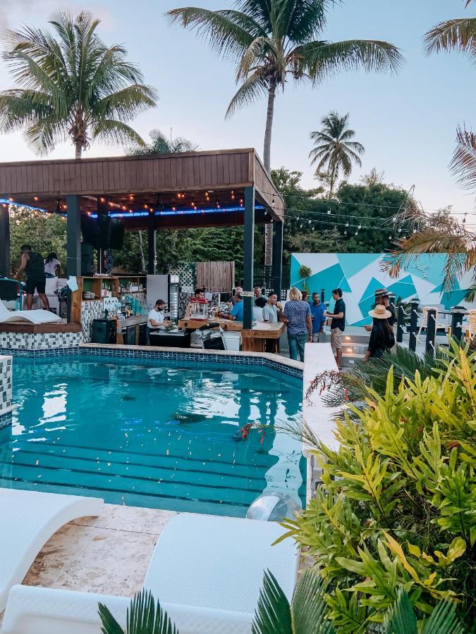 Aqua Marina Beach Club Rincon Buitenkant foto